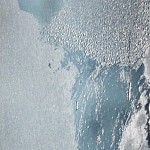 Figure 4 Drops of water condensing on a chilled glass slab. Incorporation of this water into the powder/liquid mix will affect the final properties of the cement