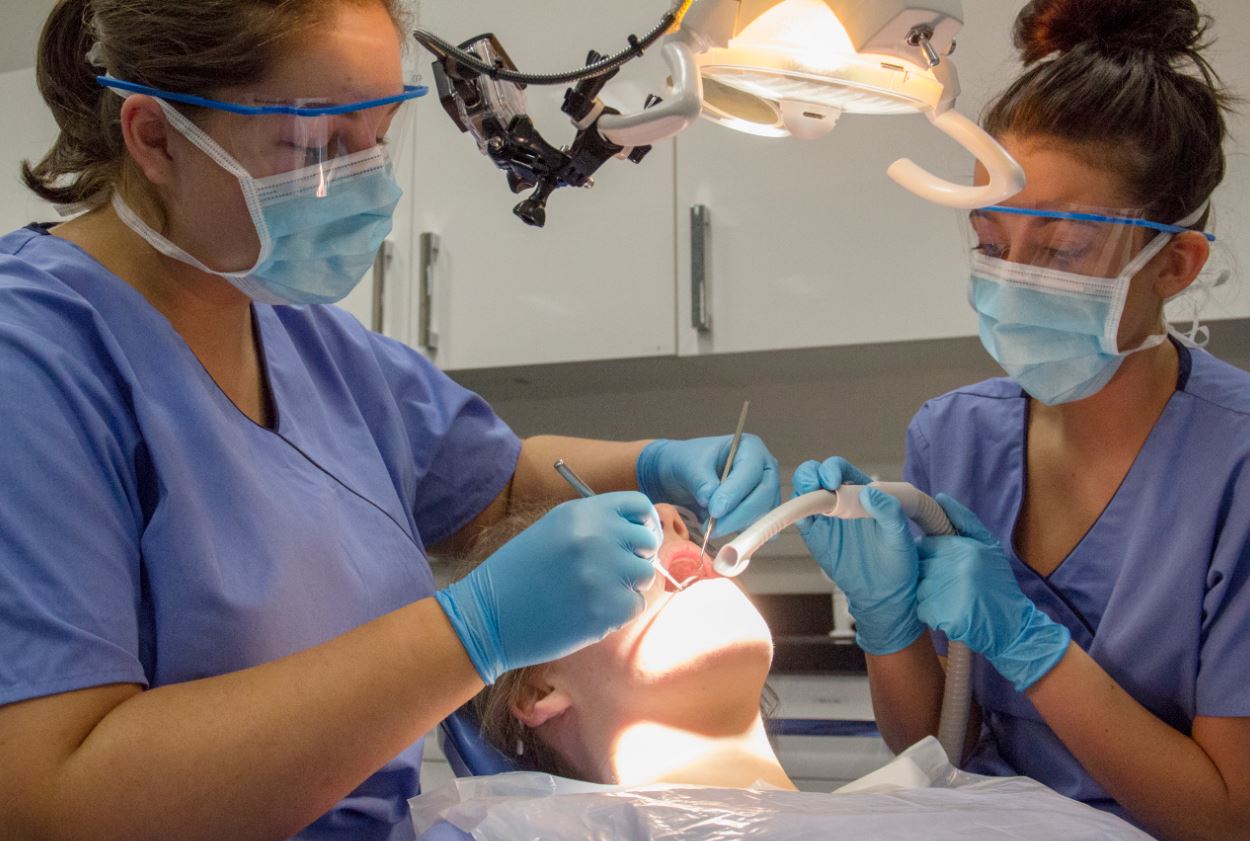 First dental nurse degree course - Scottish Dental magazine : Scottish Dental magazine